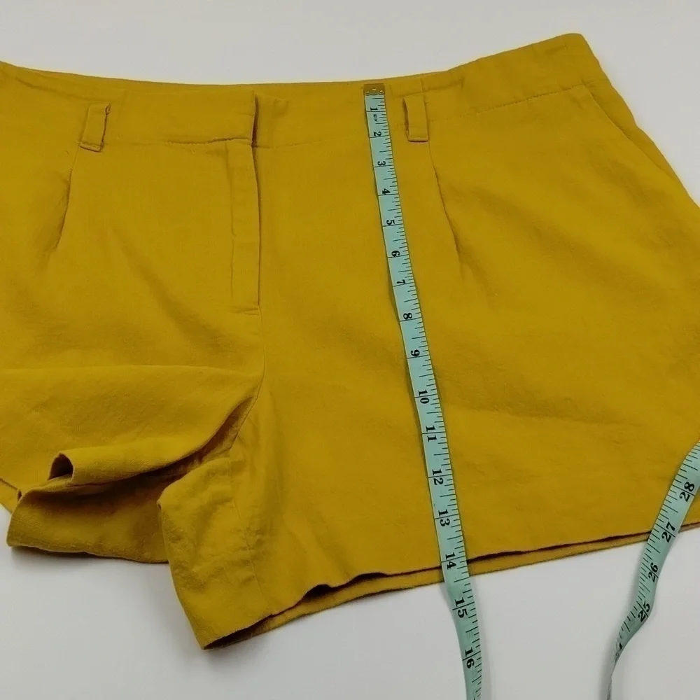 Ann Taylor LOFT Mustard Yellow Size 12 Linen Blend Shorts